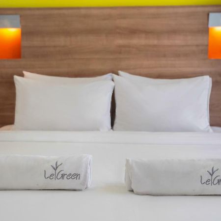 Legreen Suite Kuningan Jakarta Extérieur photo