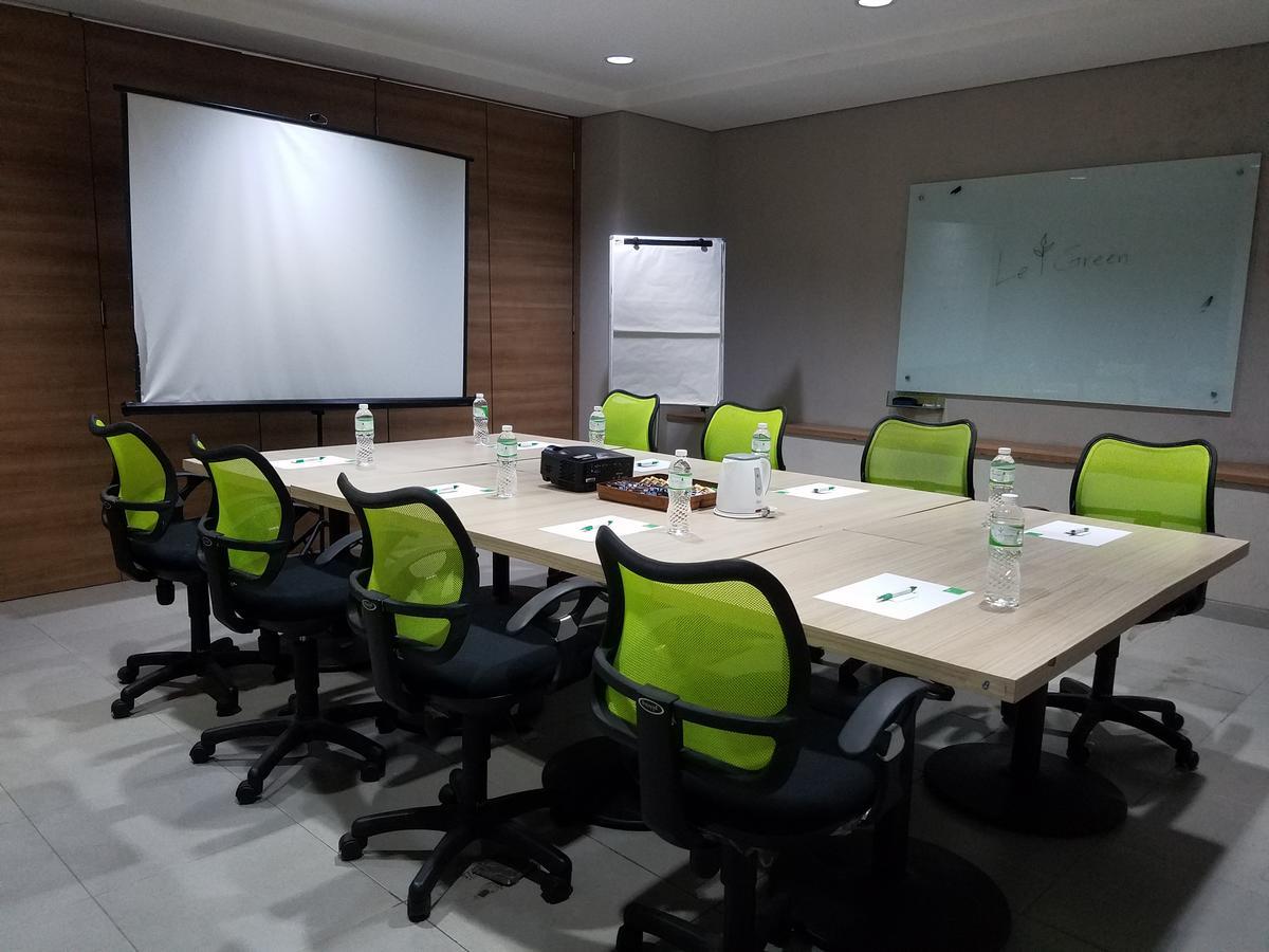 Legreen Suite Kuningan Jakarta Extérieur photo
